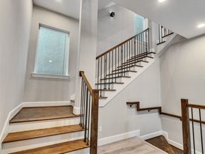 1122 W 16th Street D, Houston TX 77008