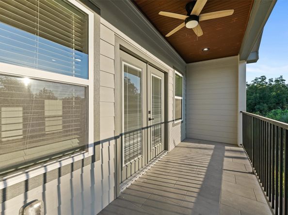 4208 Castor B, Houston TX 77022