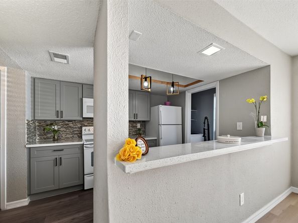 781 Country Place Drive 2054, Houston TX 77079