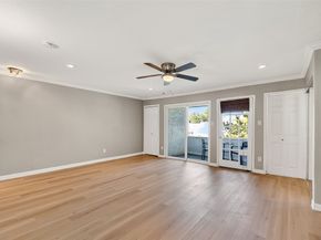 781 Country Place Drive 2054, Houston TX 77079