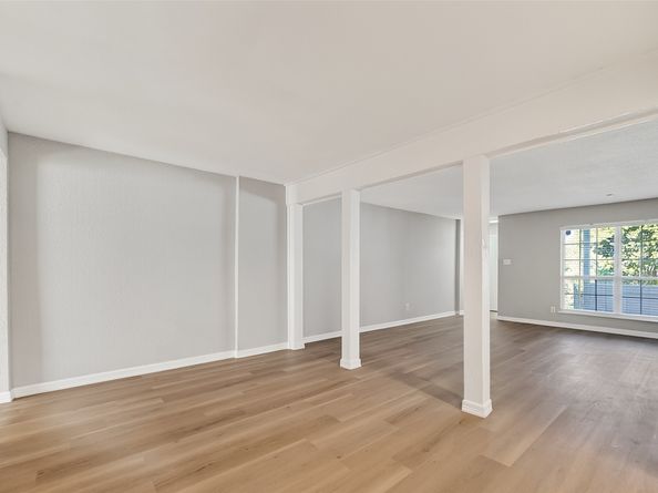 781 Country Place Drive 2054, Houston TX 77079