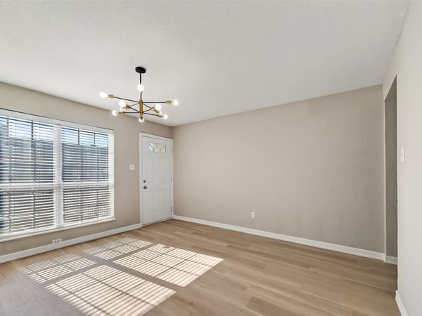 781 Country Place Drive 2054, Houston TX 77079