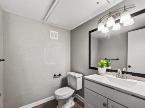 781 Country Place Drive 2054, Houston TX 77079