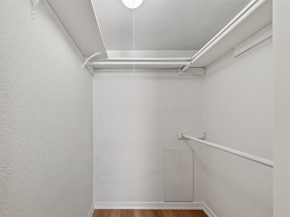 781 Country Place Drive 2054, Houston TX 77079