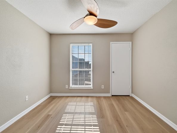 781 Country Place Drive 2054, Houston TX 77079