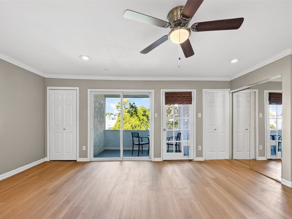 781 Country Place Drive 2054, Houston TX 77079