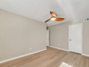 781 Country Place Drive 2054, Houston TX 77079