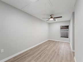 7912 Cypress Street, Houston TX 77012