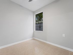 7912 Cypress Street, Houston TX 77012