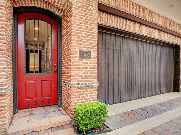 1307 Rosedale Street, Houston TX 77004