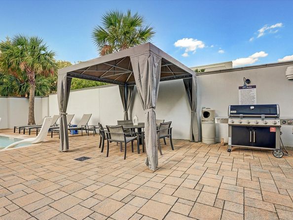 3388 Sage Road 101, Houston TX 77056