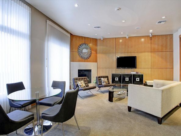 3388 Sage Road 101, Houston TX 77056