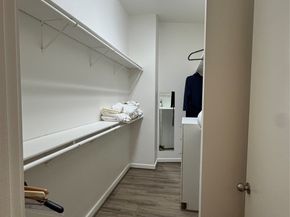 3388 Sage Road 101, Houston TX 77056