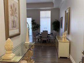 3388 Sage Road 101, Houston TX 77056