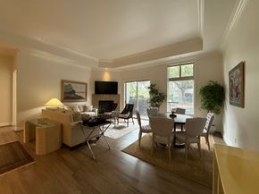 3388 Sage Road 101, Houston TX 77056