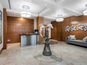 3388 Sage Road 101, Houston TX 77056