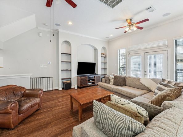 3203 Garden Oaks View, Houston TX 77018