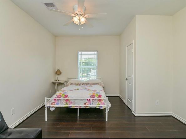 4433 Pease Street, Houston TX 77023