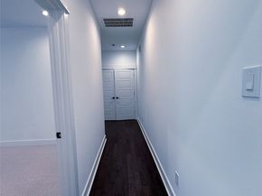 1058 Mansfield Street, Houston TX 77091