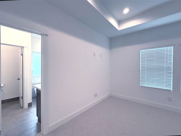 1058 Mansfield Street, Houston TX 77091