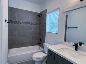 1058 Mansfield Street, Houston TX 77091