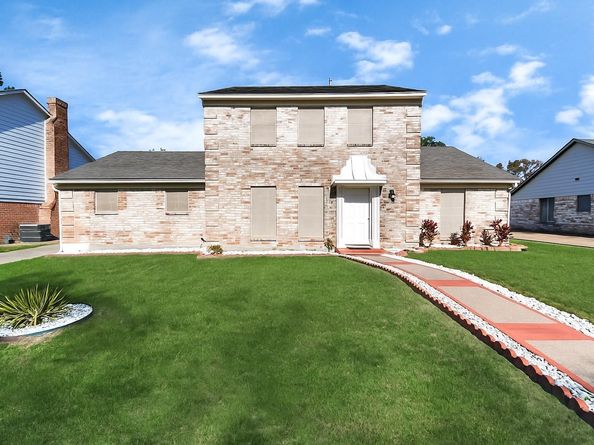 10011 Cantertrot Drive, Humble TX 77338