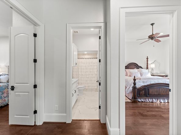 27374 Shady Hills Landing Lane, Spring TX 77386