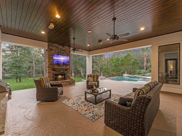 27374 Shady Hills Landing Lane, Spring TX 77386