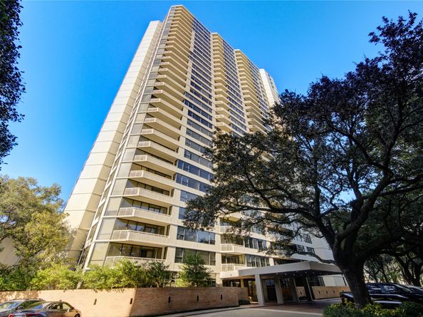 14 Greenway Plaza 12R, Houston TX 77046