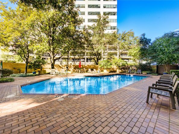 14 Greenway Plaza 12R, Houston TX 77046