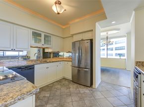 14 Greenway Plaza 12R, Houston TX 77046