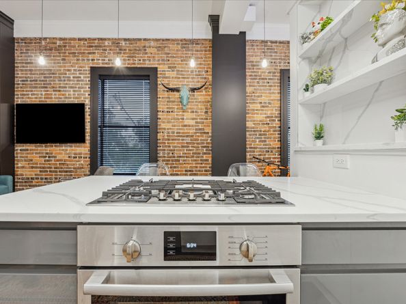 915 Franklin Street 2F, Houston TX 77002