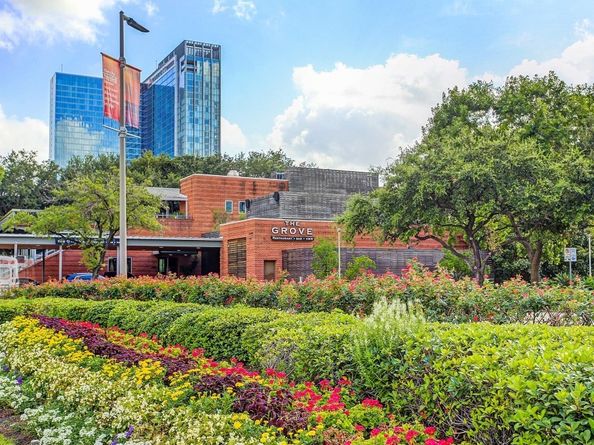 915 Franklin Street 2F, Houston TX 77002