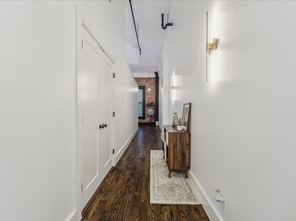 915 Franklin Street 2F, Houston TX 77002