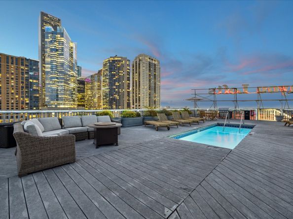 915 Franklin Street 2F, Houston TX 77002