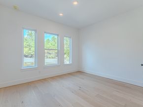 26 Squire Creek Way, The Woodlands TX 77389