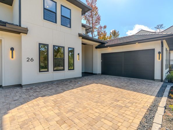 26 Squire Creek Way, The Woodlands TX 77389