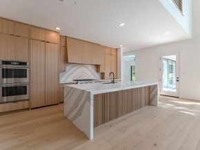 26 Squire Creek Way, The Woodlands TX 77389