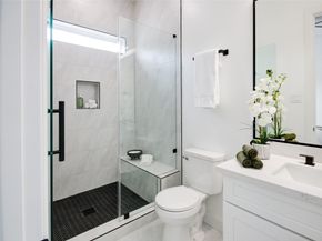 1214 W 24th Street A, Houston TX 77008