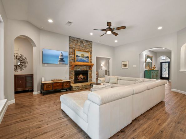 99 S Greenprint Circle, Tomball TX 77375