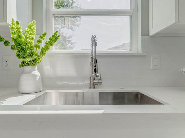 6705 Roanoke St, Houston TX 77028