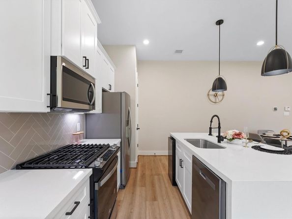 2131 Blalock Road D, Houston TX 77080