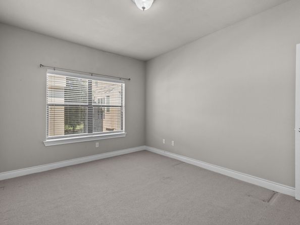 9128 Lakes At 610 Drive, Houston TX 77054