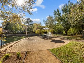 9128 Lakes At 610 Drive, Houston TX 77054