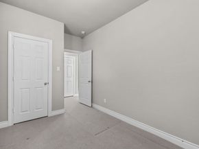 9128 Lakes At 610 Drive, Houston TX 77054