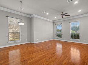 9128 Lakes At 610 Drive, Houston TX 77054