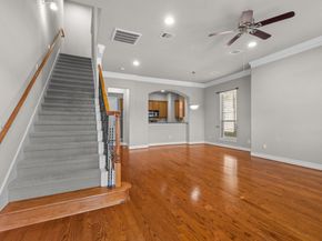 9128 Lakes At 610 Drive, Houston TX 77054