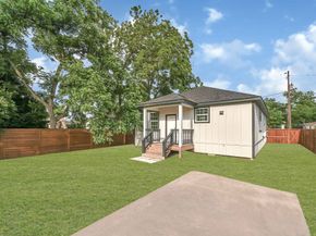 2412 Lucas Street, Houston TX 77026