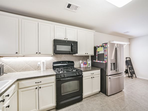 1609 Peach Dale Court, Conroe TX 77301