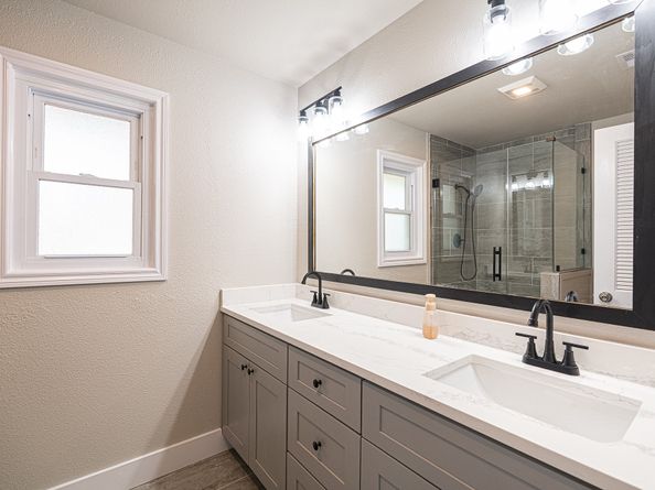 302 Heidelberg Street, Conroe TX 77301